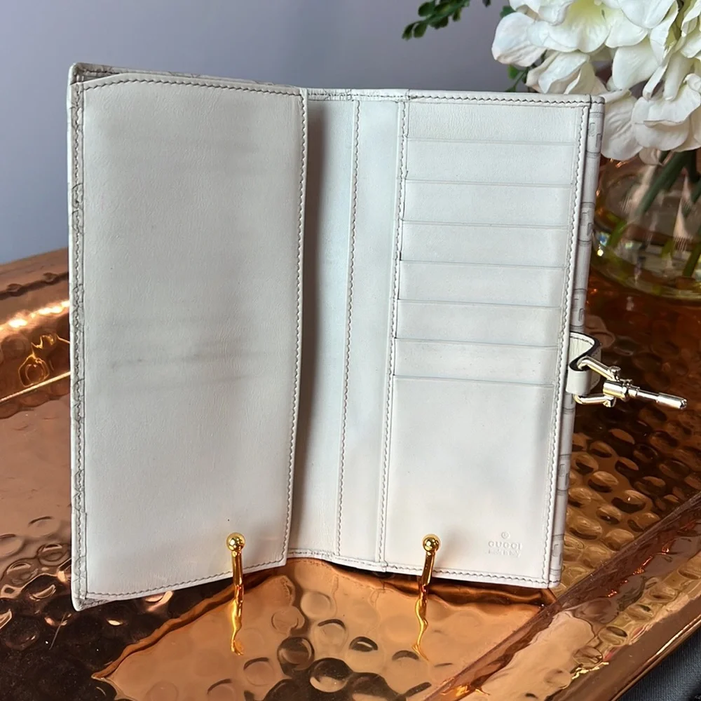 💯Authentic Gucci Gold folded Jackie GG Long Wallet